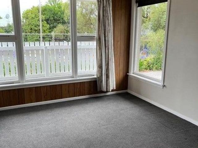 House for rent in Chaslands, Canterbury