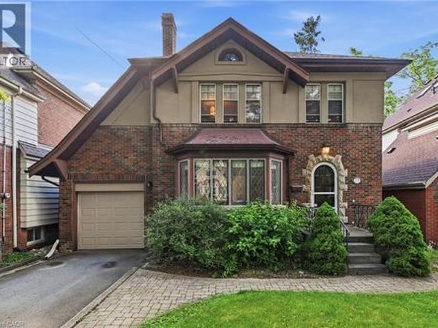 House for sale in Ancaster, Ontario