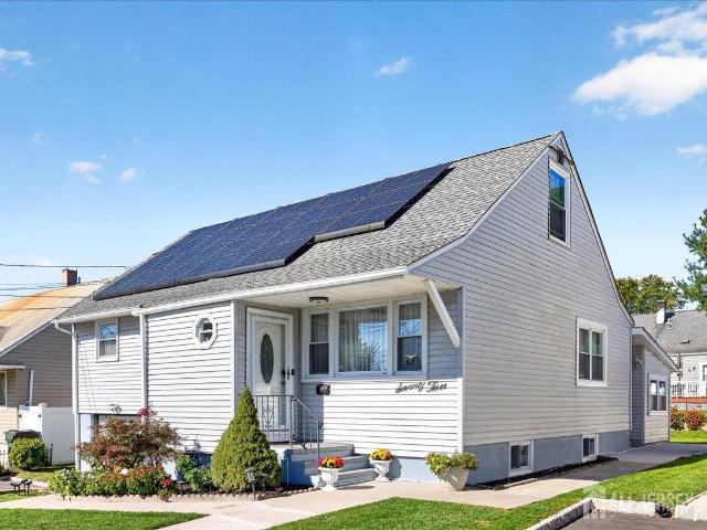 House for sale in Menlo Park Terrace, Woodbridge Township