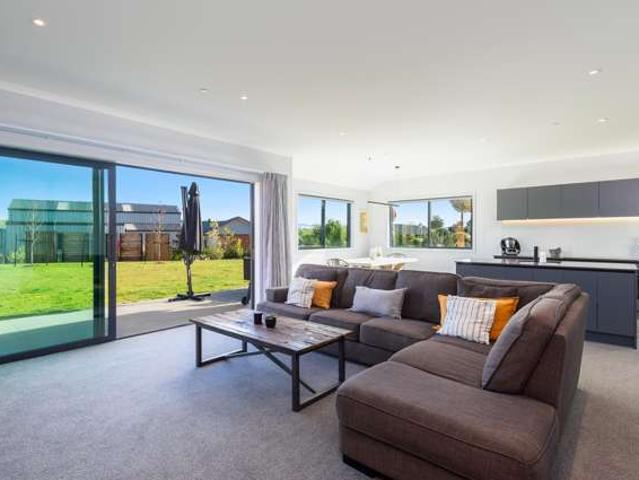 Property for sale in Cable Bay, Nelson Bays