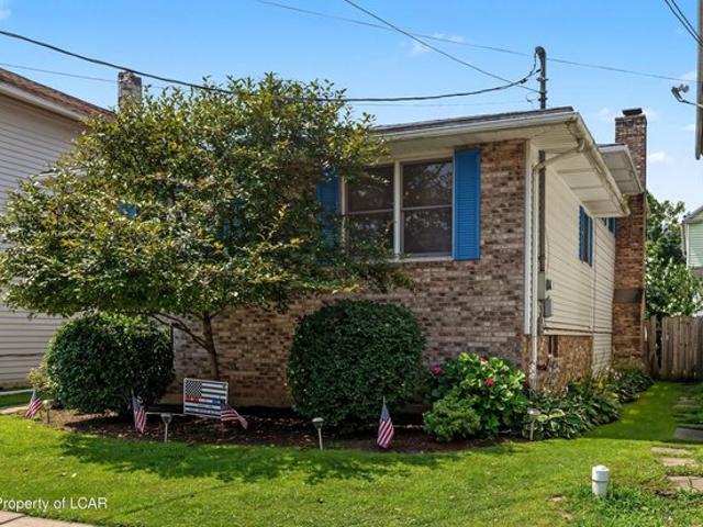 House for sale in Plymouth, Pennsylvania