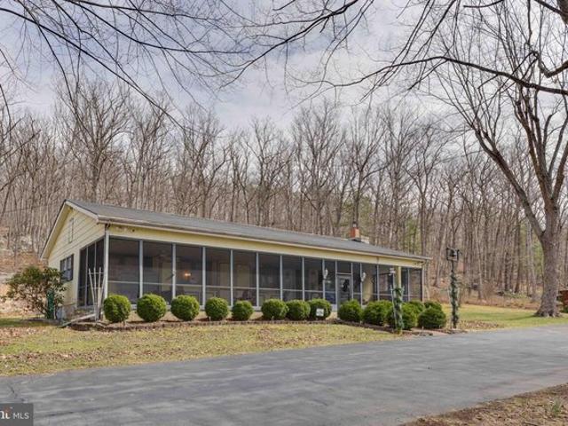 House for sale in Bloomery, West Virginia