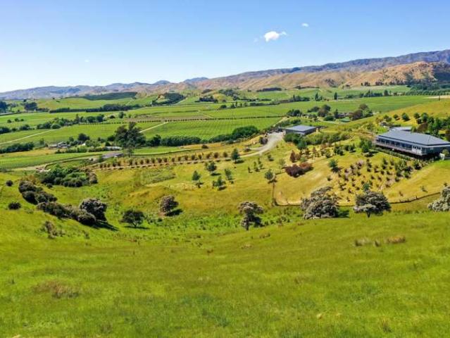 Property for sale in Marlborough