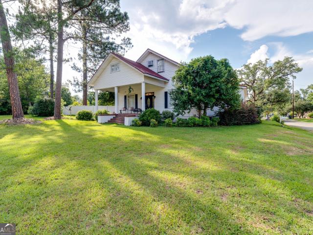 House for sale in Arlington, Georgia