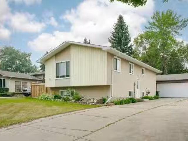 House for sale in Sherwood Park, Alberta