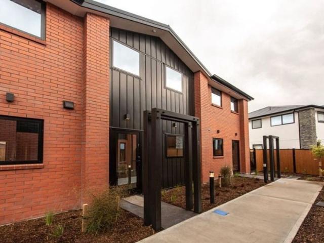 Townhouse for rent in Days Bay, Wellington