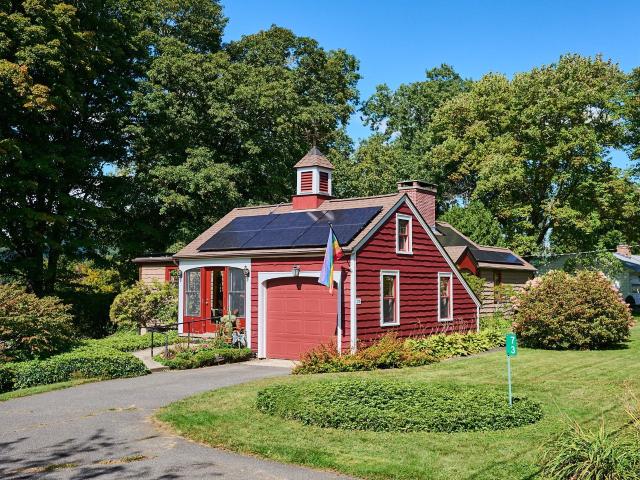 House for sale in Sunderland, Franklin County