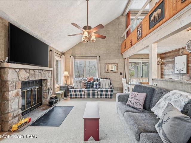 Townhouse for sale in Carbon, Pennsylvania
