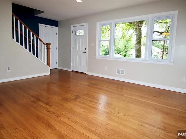 House for sale in Oakland, New Jersey