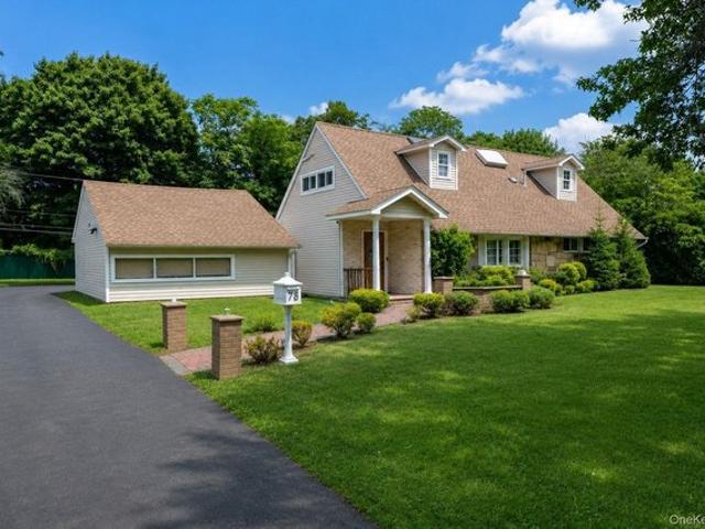 House for sale in Roslyn Country Club, Roslyn Heights