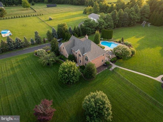 House for sale in Wrightstown, New Jersey