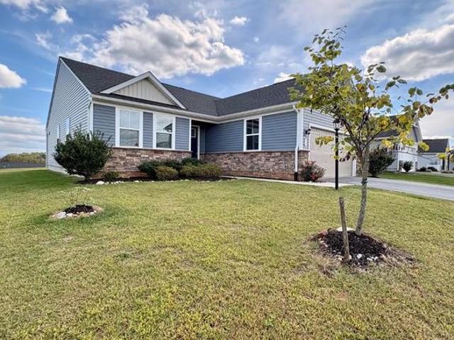 House for sale in Cardinal Pointe, Hedgesville