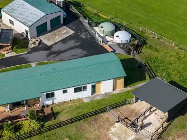 House for sale in Ngahinapouri, Waikato