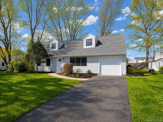 House for sale in Centereach, New York