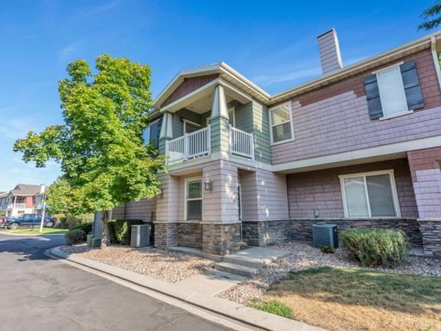 Condo for sale in Pleasant Grove, Utah