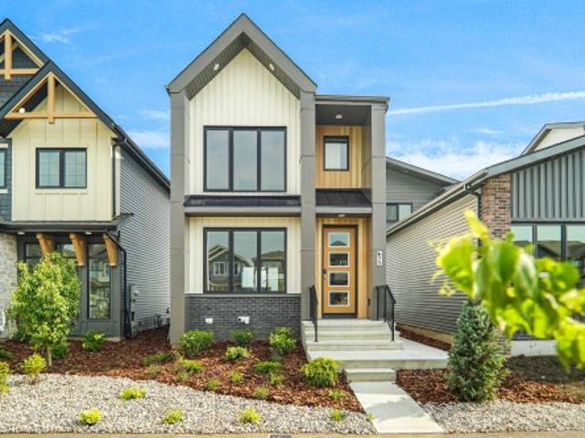 House for sale in Fort Saskatchewan, Alberta