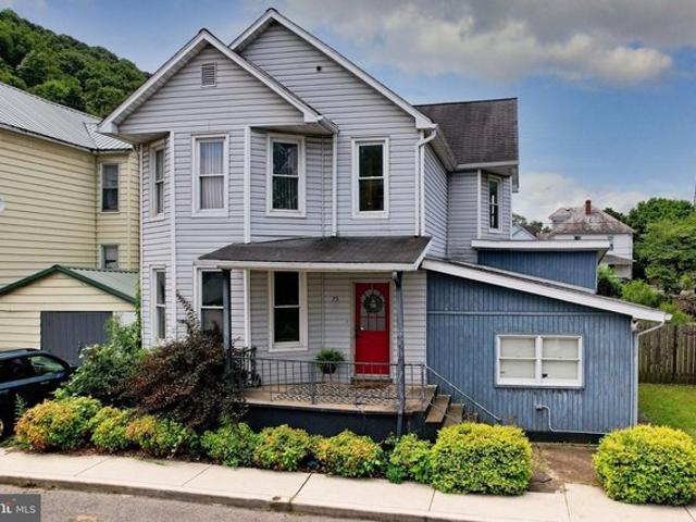 House for sale in Ridgeley, West Virginia