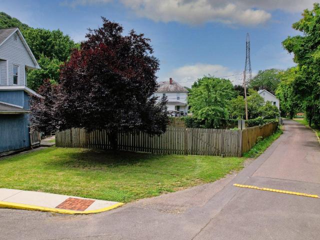 House for sale in Ridgeley, West Virginia