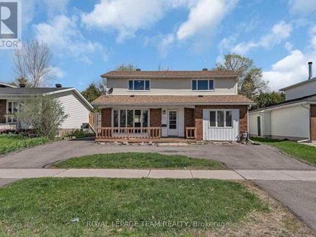 House for sale in Blackburn Hamlet, Ottawa