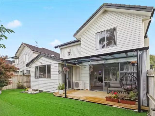 House for sale in Papakura