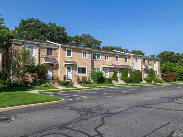 Property for rent in Nassau, New York