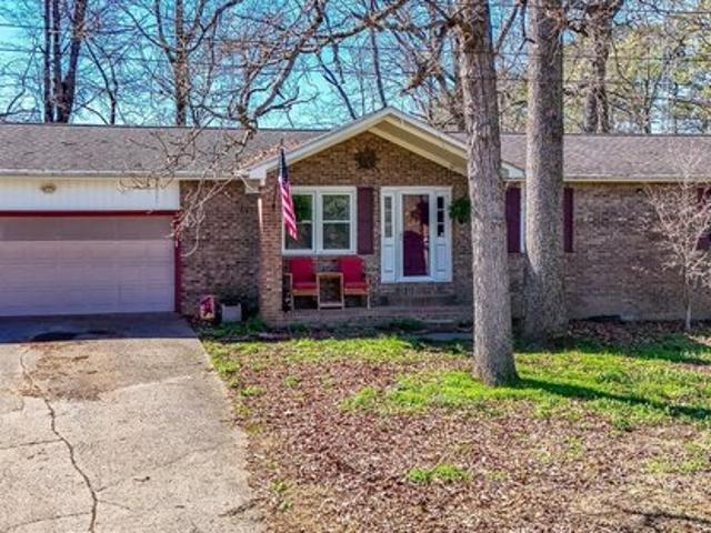 House for sale in Mayfield, Kentucky