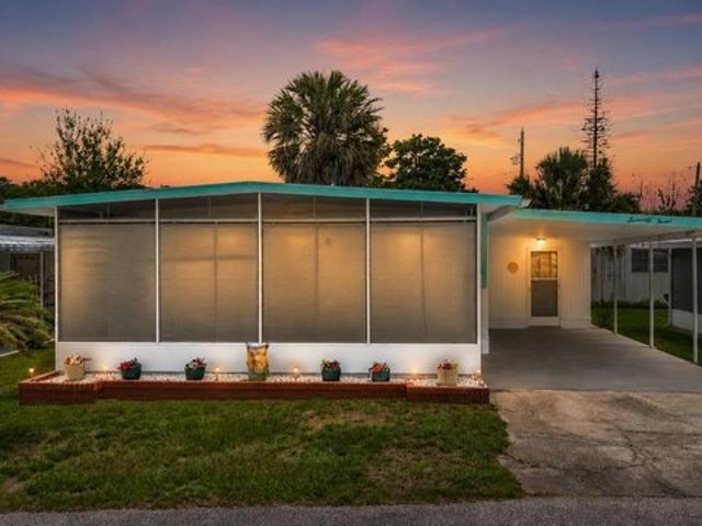 House for sale in Tavares, Florida