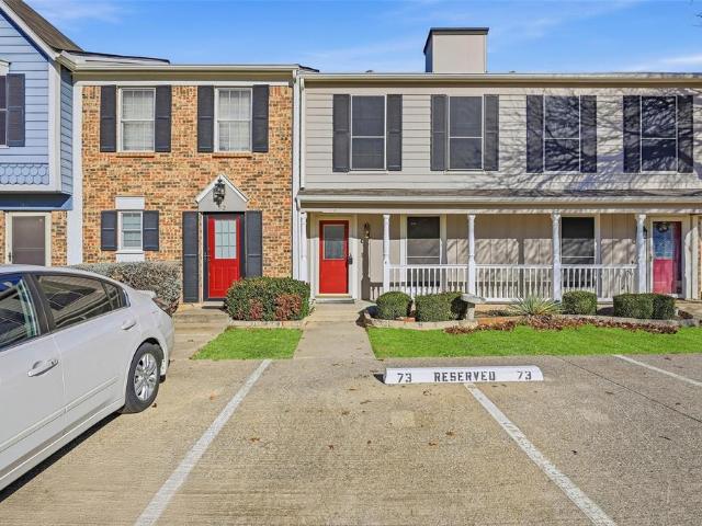 Townhouse for sale in Euless, Texas
