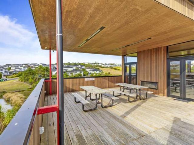 House for sale in Whangaparaoa
