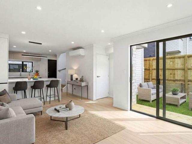 House for rent in Massey, Henderson-Massey