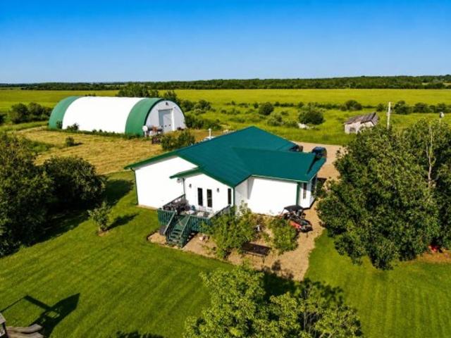 House for sale in Alberta
