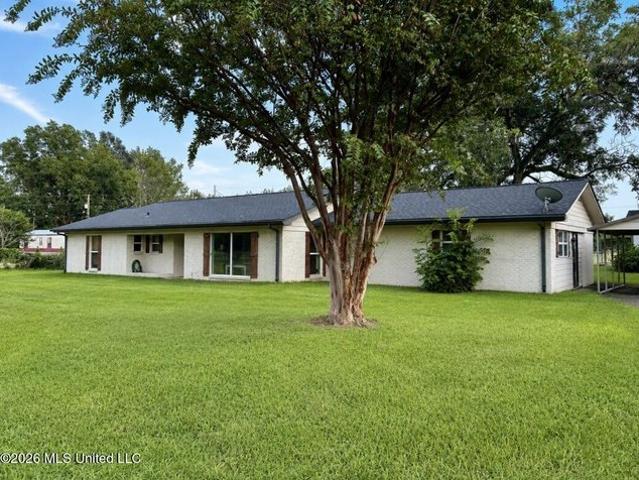 House for sale in Coffeeville, Mississippi