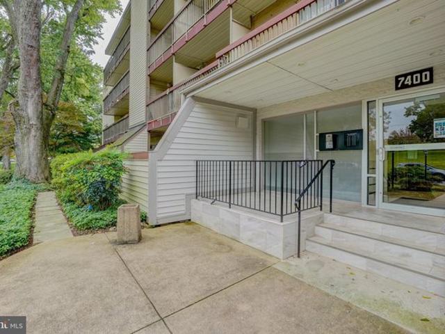 Condo for sale in Bethesda, Maryland
