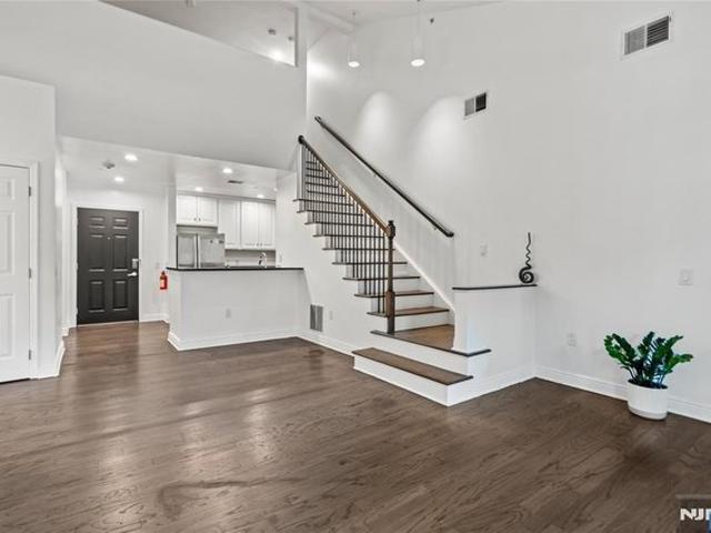 Condo for sale in North Bergen, Hudson County