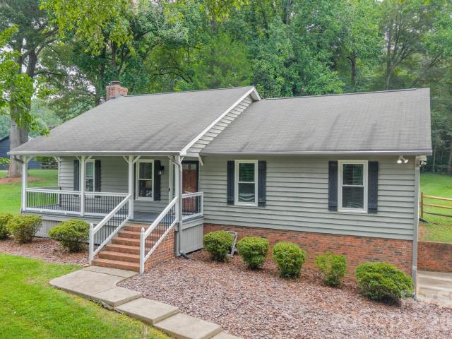 House for sale in Mecklenburg, North Carolina