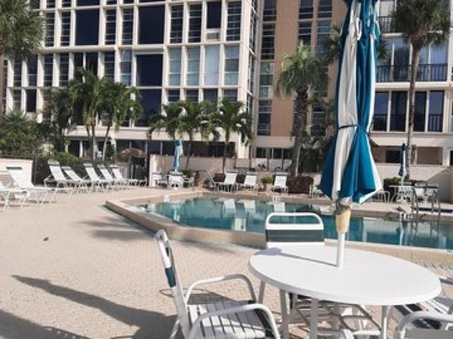 Condo for rent in South Pasadena, Florida
