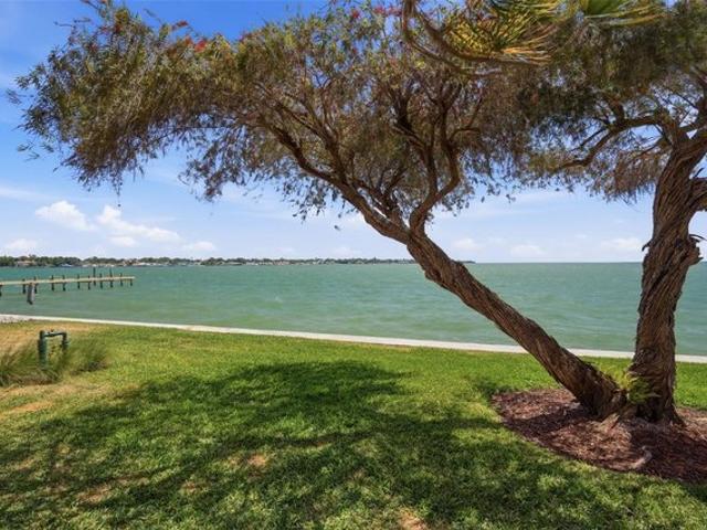 Condo for sale in Saint Petersburg, Florida