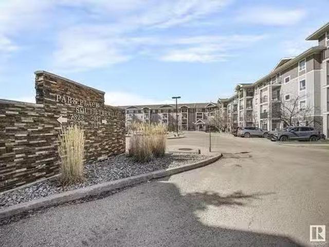 Condo for sale in Wedgewood, Alberta