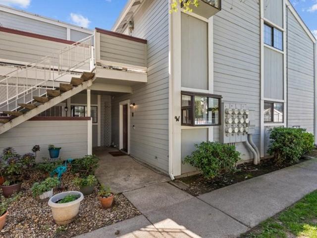 Condo for sale in Carmichael, California