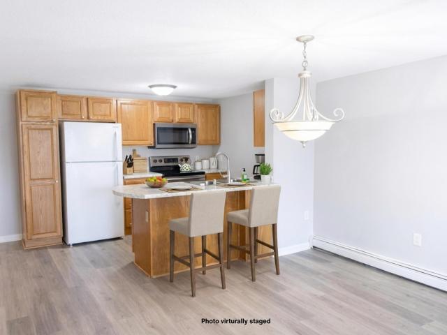Condo for sale in Northbrook Village Condominiums, Middleton