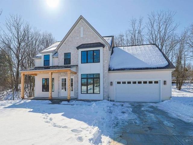 House for sale in Montgomery, Ohio