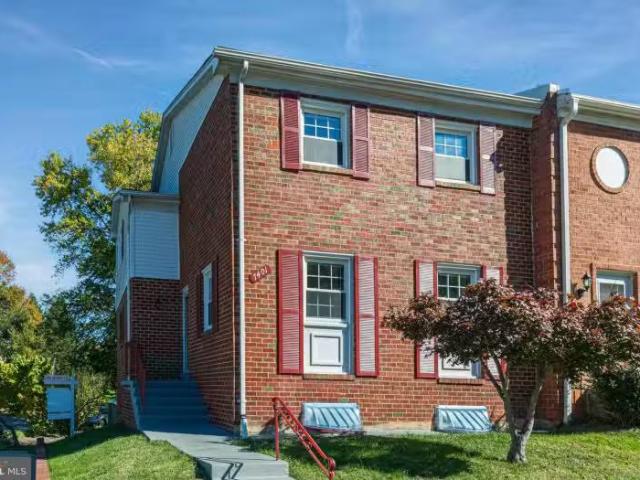 Condo for sale in Annandale