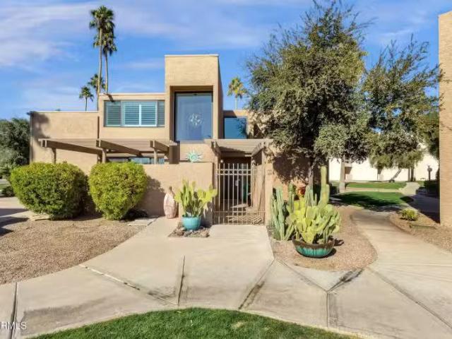 Condo for sale in Paradise Valley
