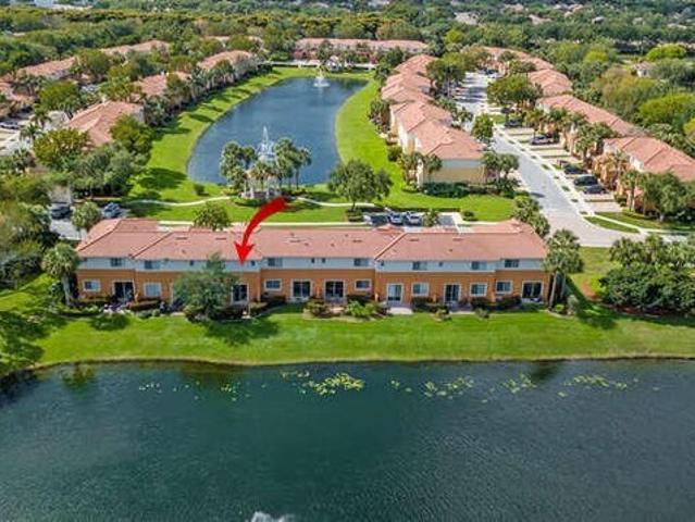 Townhouse for sale in Boynton Beach, Florida