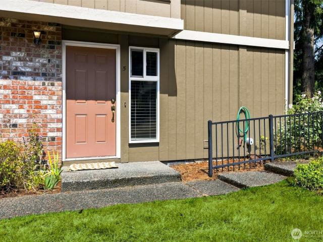 Condo for sale in Thurston, Washington
