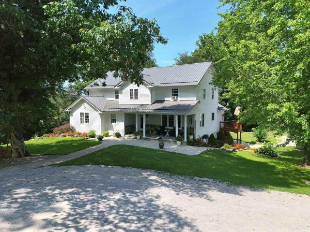 House for sale in Worthington, Indiana