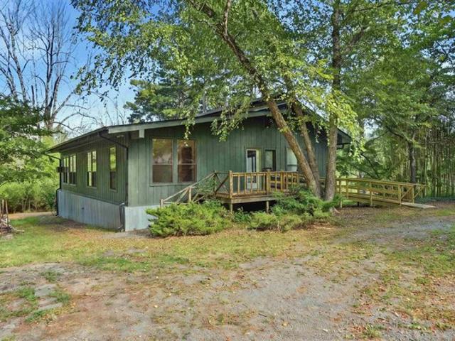 House for sale in Clinton, Van Buren County