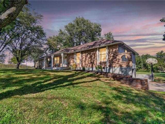 House for sale in Belton, Cass County
