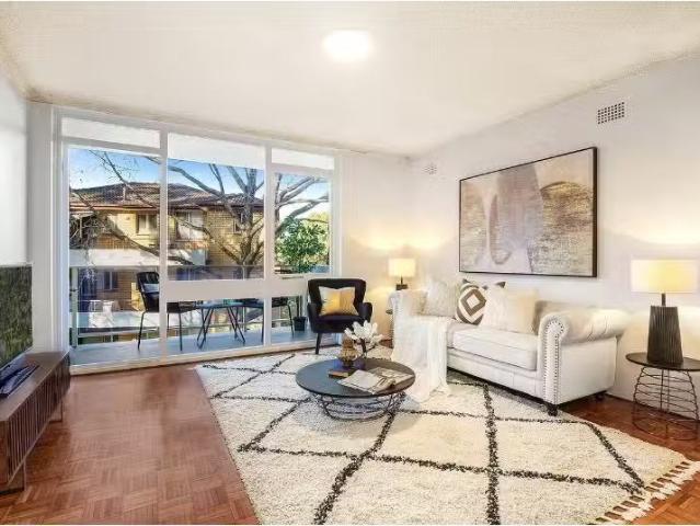 Apartment for rent in Lower North Shore, Sydney