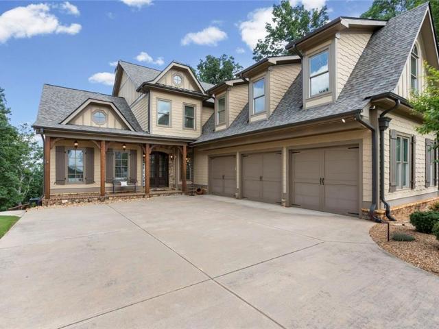 House for sale in Dawsonville, Georgia